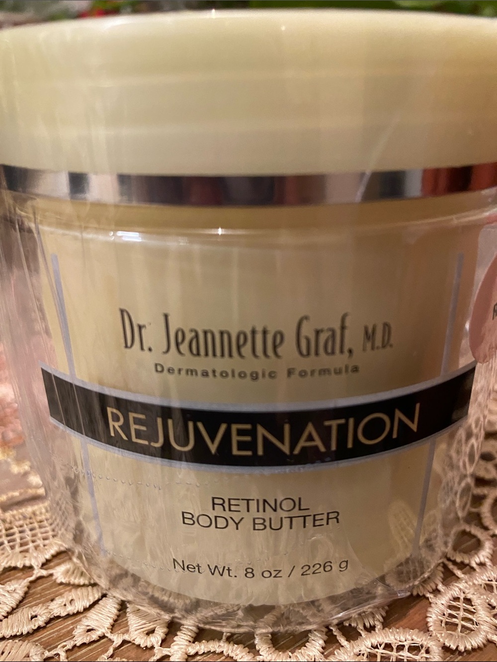 Dr. Jeannette Graf Rejuvenation Retinol Body Butter - Yellow